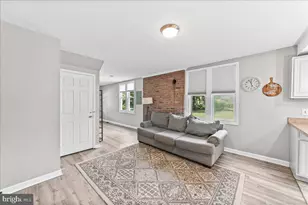 1019 Riverside Dr, Pottstown, PA 19465 - Photo 9