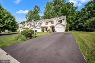 63 Pinckney Dr, Coatesville, PA 19320 - Photo 3