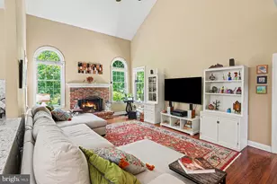 183 Pembrooke Cir, Phoenixville, PA 19460 - Photo 7
