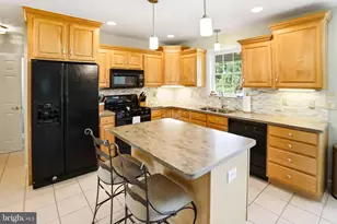 110 Heritage Ct, Phoenixville, PA 19460 - Photo 15