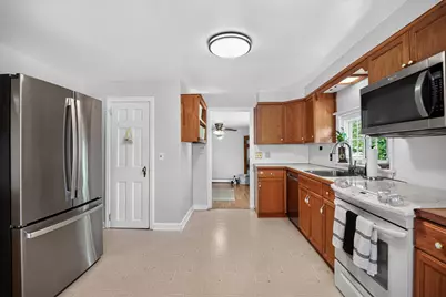 408 Pennsylvania Avenue, Avondale, PA 19311 - Photo 9