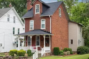 518 Broad St, Spring City, PA 19475 - Photo 1
