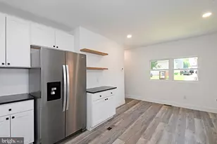 64 N Main, Spring City, PA 19475 - Photo 9