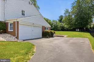 1264 Estate Dr, West Chester, PA 19380 - Photo 5