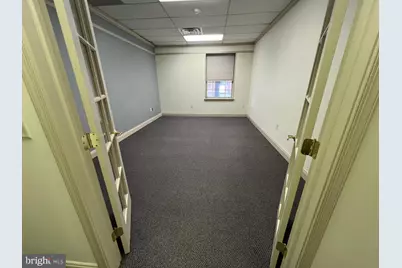 139 W Market Street #FIRST FLOOR FRONT, West Chester, PA 19382 - Photo 5