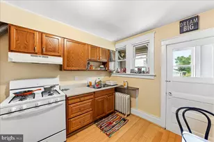 28 Gay St, Phoenixville, PA 19460 - Photo 7