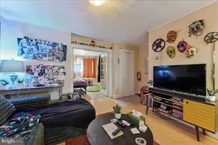 28 Gay St, Phoenixville, PA 19460 - Photo 9