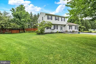 14 Quail Ln, Honey Brook, PA 19344 - Photo 3