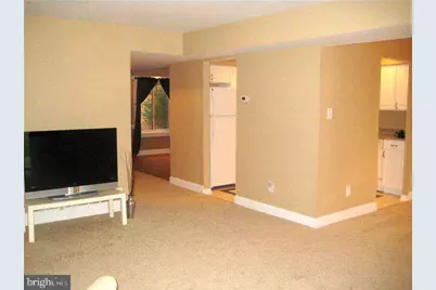 205 Bernard Ct, Chesterbrook, PA 19087 - Photo 9
