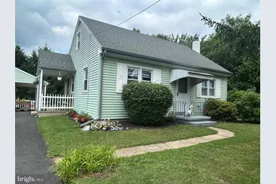 138 E Seven Stars Road, Phoenixville, PA 19460 - Photo 1