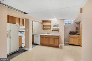 324 Martingale Cir, Coatesville, PA 19320 - Photo 39