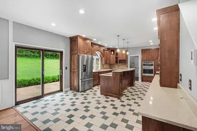 324 Martingale Circle, Coatesville, PA 19320 - Photo 13