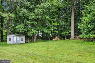 324 Martingale Cir, Coatesville, PA 19320 - Photo 41