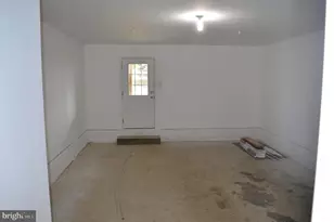 327 S Adams St, West Chester, PA 19382 - Photo 31