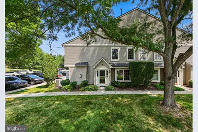 1303 Black Walnut Drive #1303, Phoenixville, PA 19460 - Photo 3