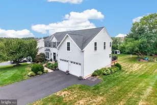 5009 Swan Dr, Phoenixville, PA 19460 - Photo 57