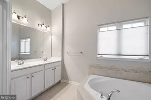 253 Tall Trees Cir, Downingtown, PA 19335 - Photo 15