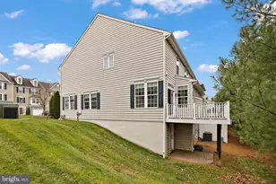 253 Tall Trees Cir, Downingtown, PA 19335 - Photo 3