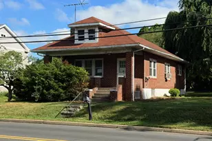 67 W Schuylkill Rd, Pottstown, PA 19465 - Photo 1