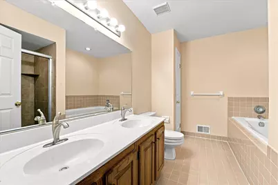 302 Brighton Circle, Devon, PA 19333 - Photo 23