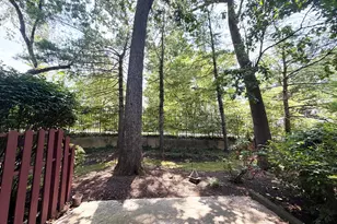 302 Brighton Circle, Devon, PA 19333 - Photo 5