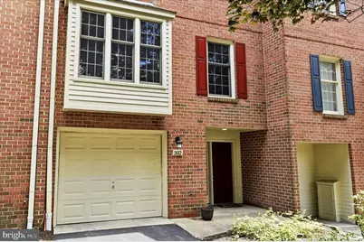 302 Brighton Circle, Devon, PA 19333 - Photo 3