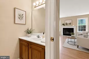 302 Brighton Circle, Devon, PA 19333 - Photo 13