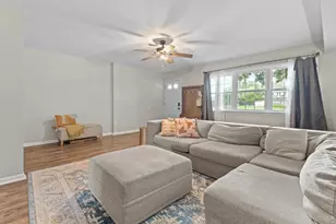 646 Lancaster Ct, Downingtown, PA 19335 - Photo 5