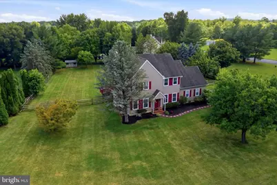 218 Briars Run Drive, Downingtown, PA 19335 - Photo 3