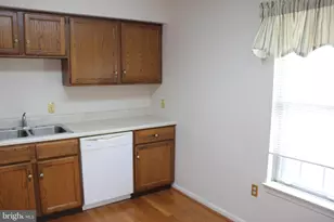178 Valley Stream Cir, Chesterbrook, PA 19087 - Photo 9