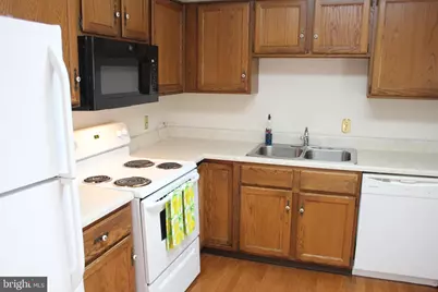 178 Valley Stream Circle #178H, Chesterbrook, PA 19087 - Photo 11