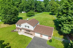 1018 Hopewell Rd, Downingtown, PA 19335 - Photo 3