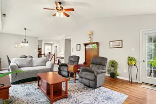 114 Lewisville Ct, Phoenixville, PA 19460 - Photo 5