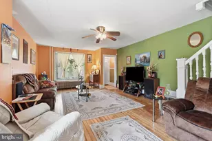 631 E Chestnut St, Coatesville, PA 19320 - Photo 5