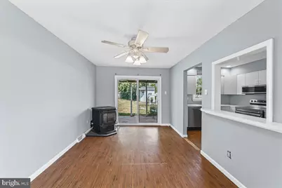 411 Glass Street, Spring City, PA 19475 - Photo 5
