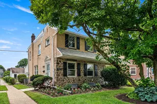 1024 W Bridge St, Phoenixville, PA 19460 - Photo 1