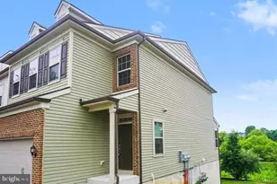 49 Locks Farm Ln, Downingtown, PA 19335 - Photo 3