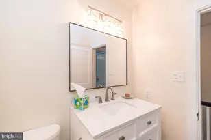 213 Buchanan St, Phoenixville, PA 19460 - Photo 27