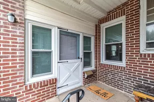 213 Buchanan St, Phoenixville, PA 19460 - Photo 3