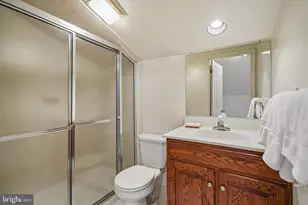 1230 Princeton Ln, West Chester, PA 19380 - Photo 17