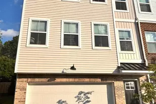 111 Four Leaf Dr, Downingtown, PA 19335 - Photo 3