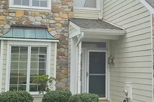 57 Longview Cir, Berwyn, PA 19312 - Photo 3