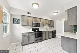 292 Carlyn Ct, Downingtown, PA 19335 - Photo 9