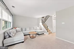 292 Carlyn Ct, Downingtown, PA 19335 - Photo 3