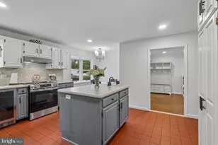 69 N Spring Ln, Phoenixville, PA 19460 - Photo 11