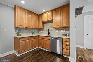 1051 Square Dr, Phoenixville, PA 19460 - Photo 9