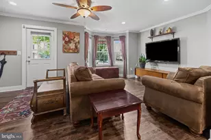 1051 Square Dr, Phoenixville, PA 19460 - Photo 3