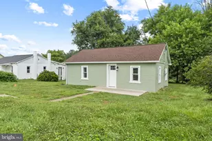 284 Ellicott Rd, Avondale, PA 19311 - Photo 1