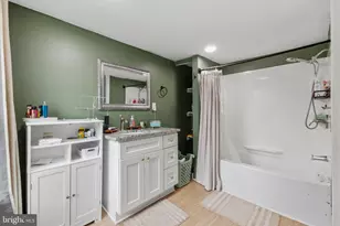 16 Morgan St, Phoenixville, PA 19460 - Photo 17