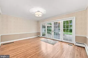 14 Laurel Cir, Malvern, PA 19355 - Photo 9